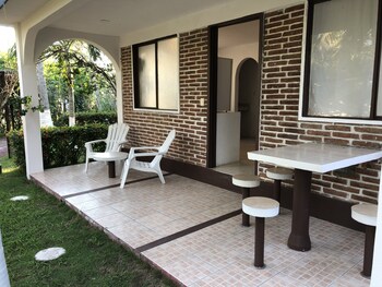 hotel bungalows marbella costa esmeralda