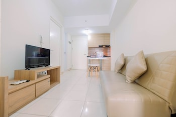 simply and cozy 2br at springlake bekasi apartment