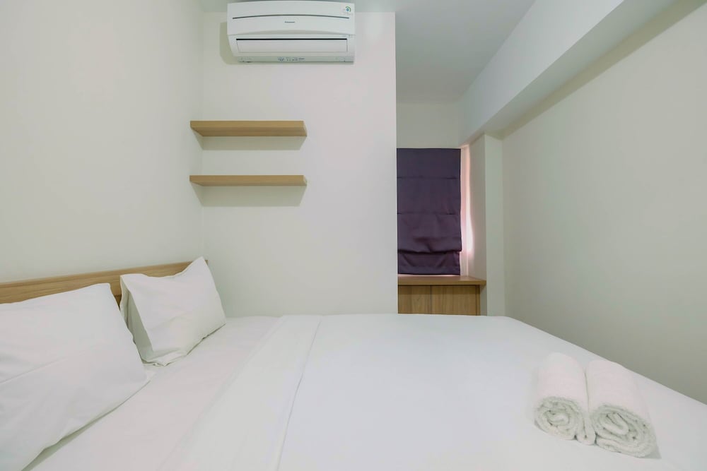 simply and cozy 2br at springlake bekasi apartment