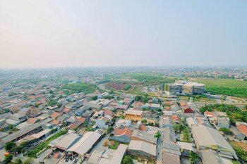 simply and cozy 2br at springlake bekasi apartment