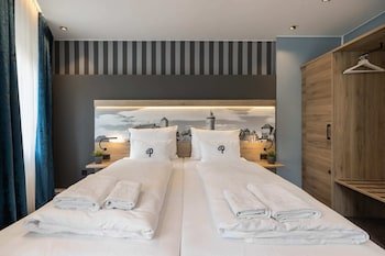 oldtown studios by daspaul