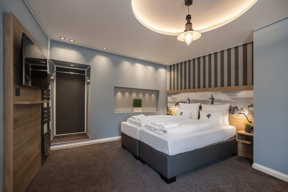 oldtown studios by daspaul