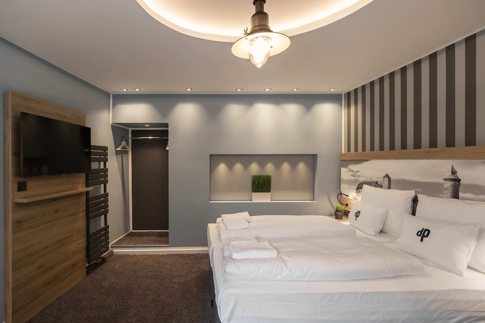 oldtown studios by daspaul