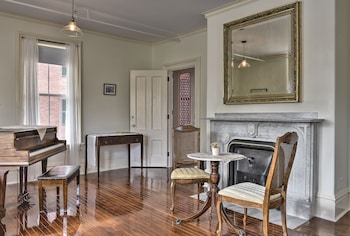 The Burrell House,,2.5 star