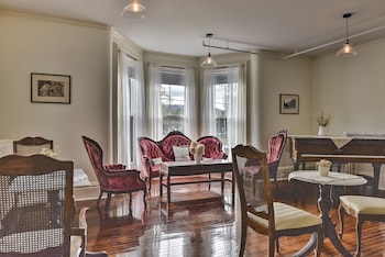 The Burrell House,,2.5 star