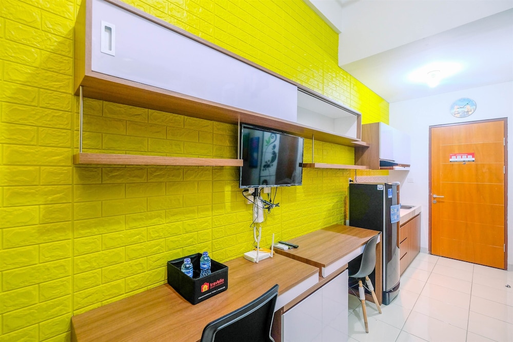 cozy studio with bunk bed at dave apartment near ui