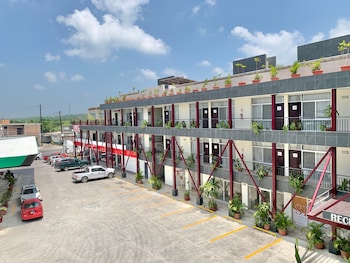 Hotel Yorio Inn,,2.5 star