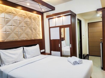 homey and comfy studio at vida view makasar apartment