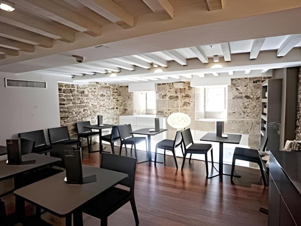 carris casa de la troya