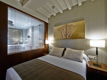 carris casa de la troya