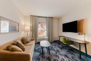 fairfield inn and suites by marriott columbus canal winchester