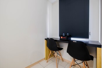 comfortable springlake summarecon studio apartment near mall