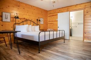 mount mitchell eco retreat