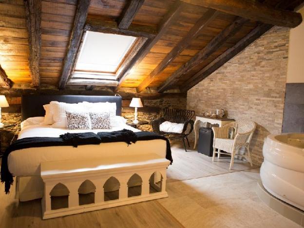 akla hotel palacio torre de ruesga