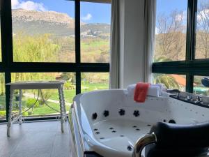 akla hotel palacio torre de ruesga