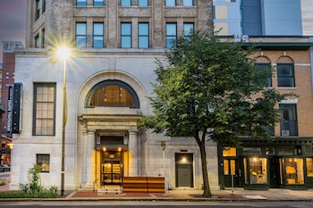 springhill suites by marriott baltimore downtown convention center area