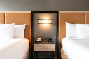 springhill suites by marriott baltimore downtown convention center area