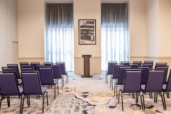 springhill suites by marriott baltimore downtown convention center area