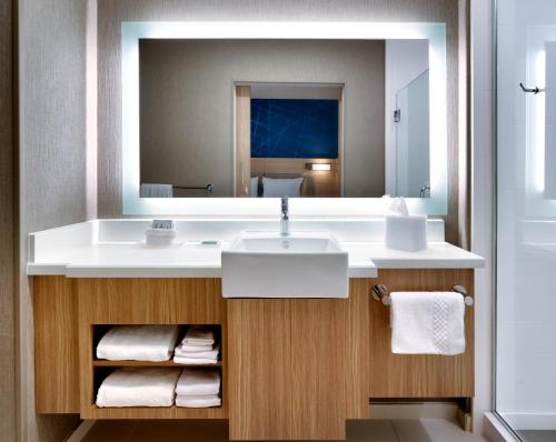 springhill suites by marriott cottonwood