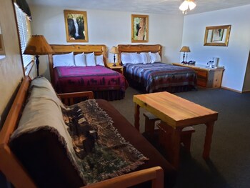 willamette pass inn and chalets