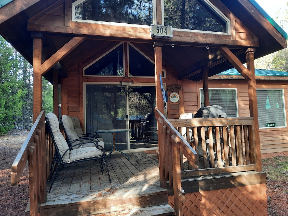 willamette pass inn and chalets