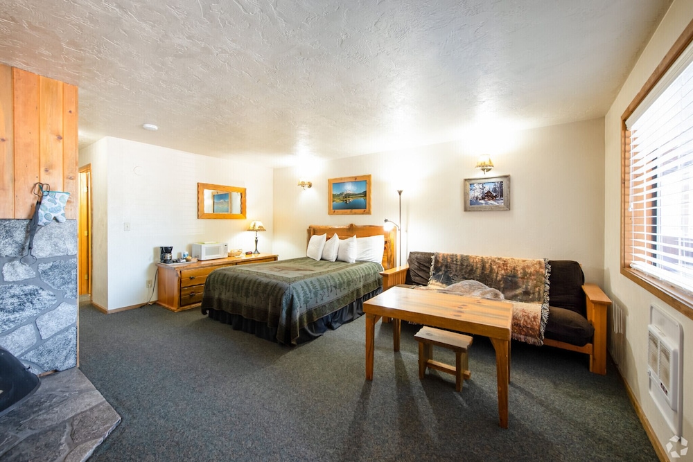 willamette pass inn and chalets