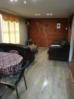 hermosas cabanas en la naturaleza del rio elqui
