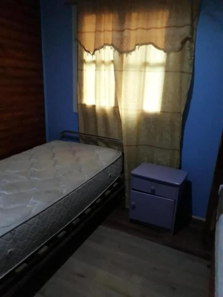 hermosas cabanas en la naturaleza del rio elqui