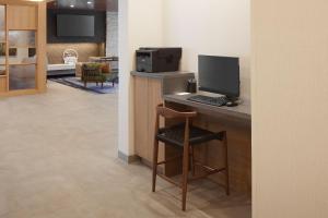 fairfield inn and suites seneca clemson univ area
