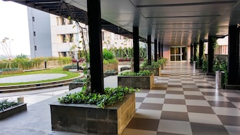 good choice studio nifarro park apartment