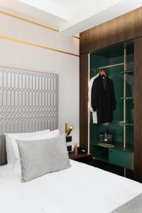 emerald downtown suites