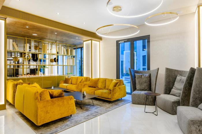 emerald downtown suites