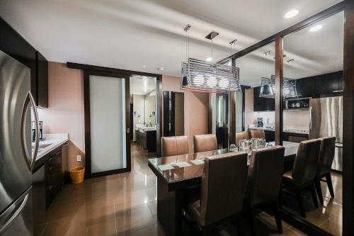 stripviewsuites at vdara