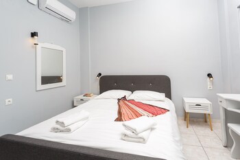 sole mare seaside apts