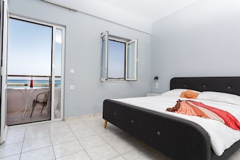 sole mare seaside apts