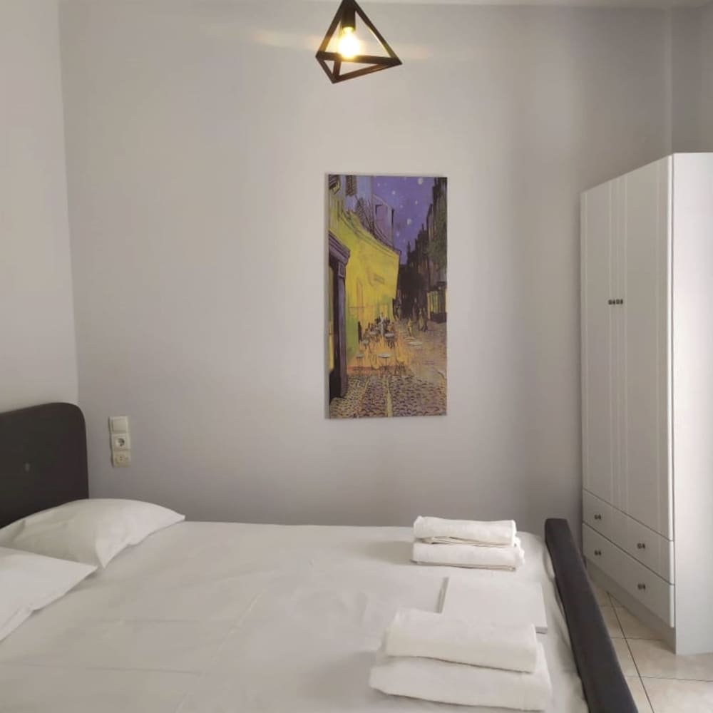 sole mare seaside apts