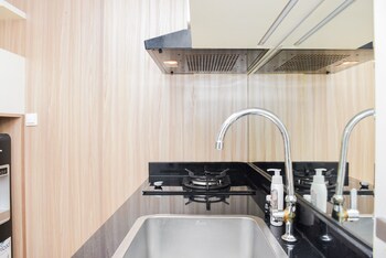 comfort and homey 2br at springlake apartment bekasi
