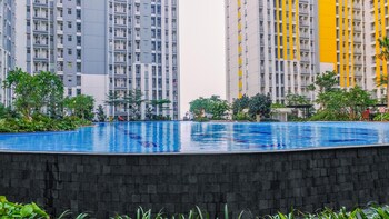 comfort and homey 2br at springlake apartment bekasi