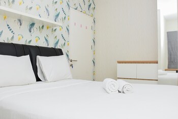 comfort and homey 2br at springlake apartment bekasi