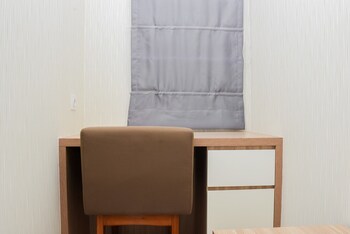 comfort and homey 2br at springlake apartment bekasi