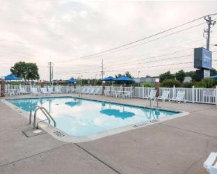 rodeway inn and suites