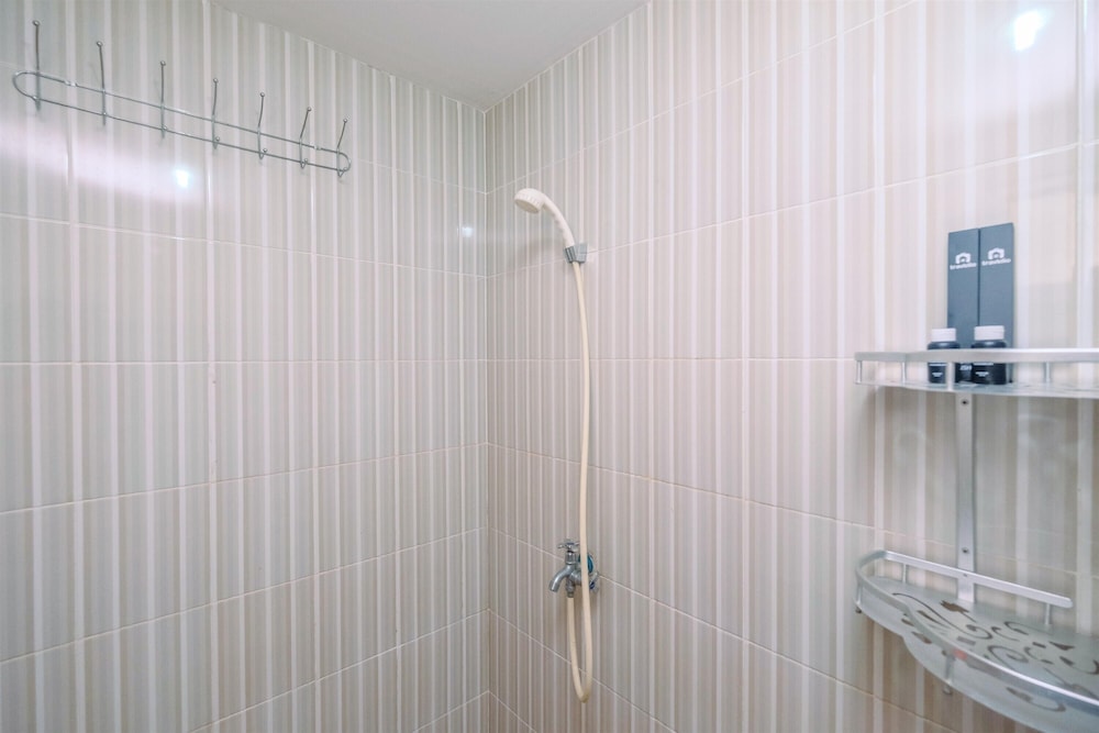 comfortable and tidy studio at cinere resort apartment