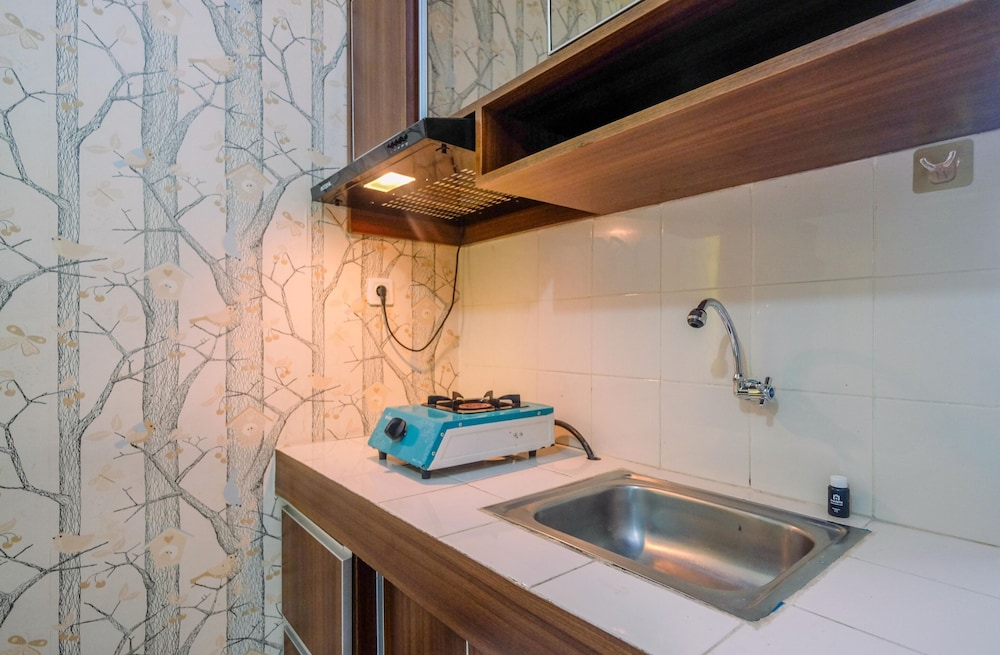 comfortable and tidy studio at cinere resort apartment