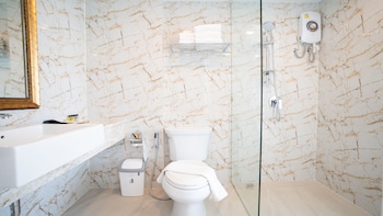 b2 phuket premier hotel