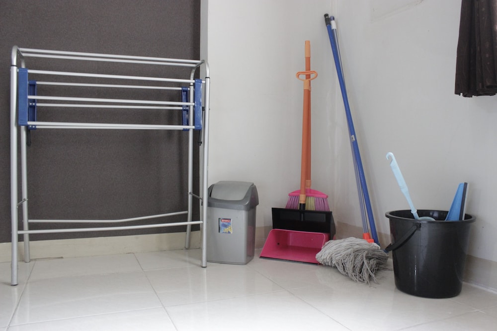 cozy studio at pinewood apartment near unpad jatinangor