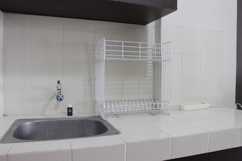 cozy studio at pinewood apartment near unpad jatinangor