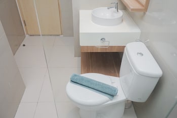 comfort and cozy 1br at tree park city bsd apartment