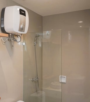 comfort and cozy 1br at tree park city bsd apartment