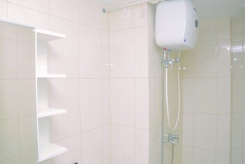 new furnished 2br springlake apartment