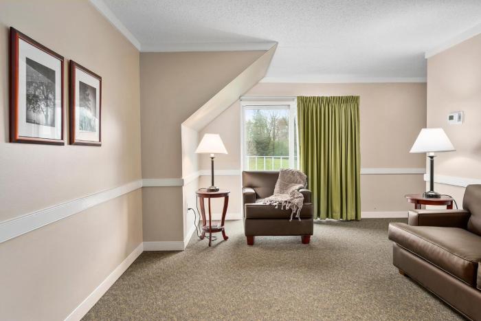 top floor deluxe suite bay view